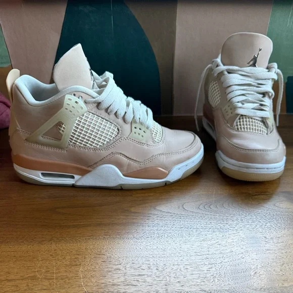 Air Jordan 4 Retro “SHIMMER” - Picture 6 of 8